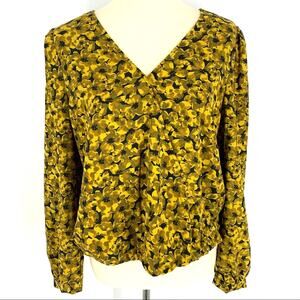 A New Day Green Floral Clasp Front Blouse Women's Size Small